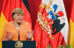 Merkel anima a España a exportar más en Latinoamérica para lograr crecimiento