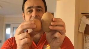 Un huevo que carga un huevo, que tiene un huevo, que carga un huevo (Imágenes)