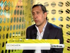 José Guerra: Ni el acaparamiento ni la conducta de los venezolanos explica el problema de la escasez