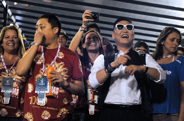 Psy llevó el “Gangnam Style” a Río (Fotos)