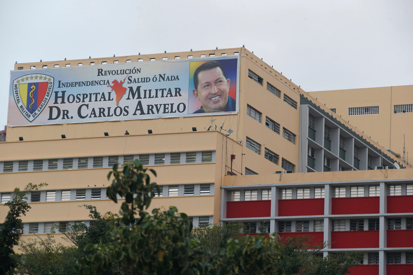 Maduro: Chávez está en el Hospital Militar
