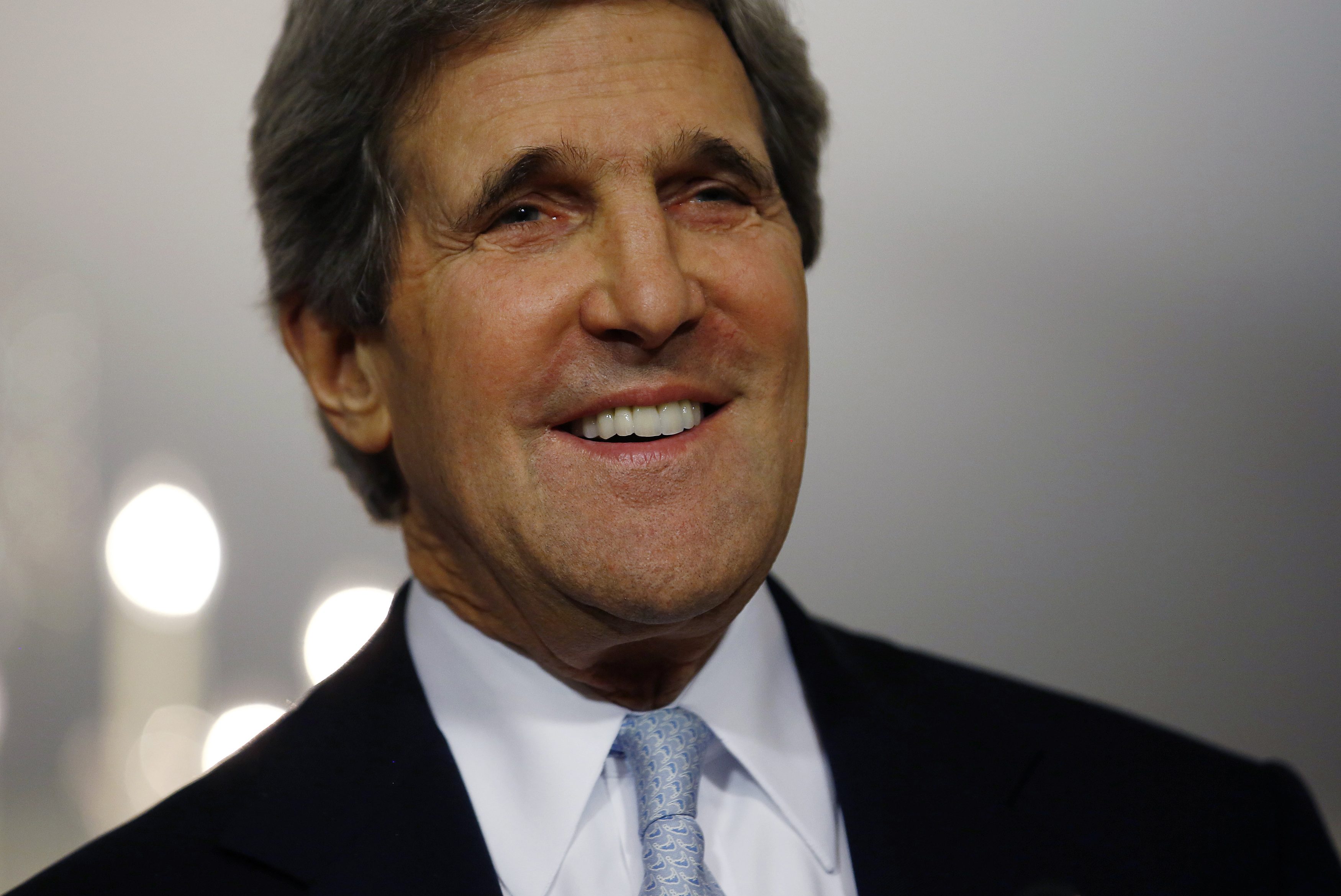 Kerry promueve el libre comercio entre EEUU y Europa