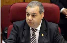 Renuncia presidente del Senado de Paraguay, a cinco días de elecciones
