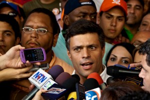 Leopoldo López: Los vampiros siguen desangrando al país
