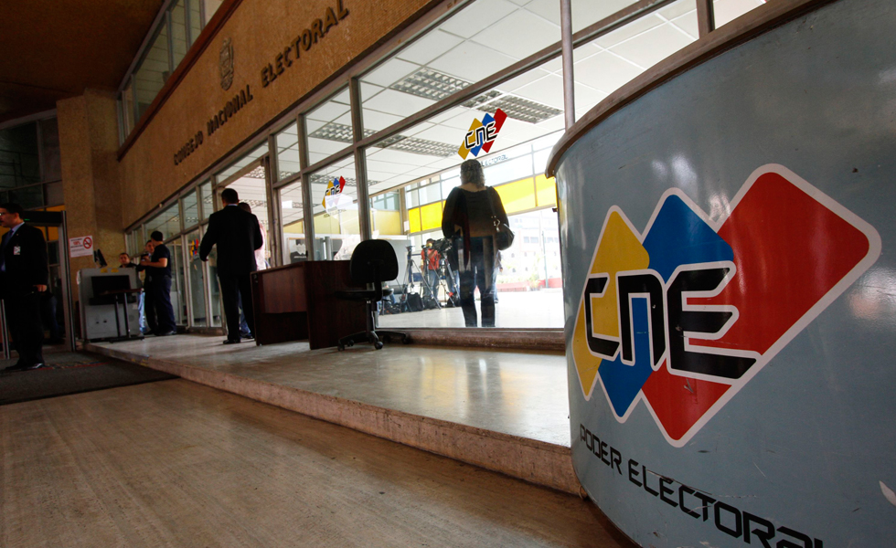 CNE ha recibido 173 postulaciones para elecciones del 8D