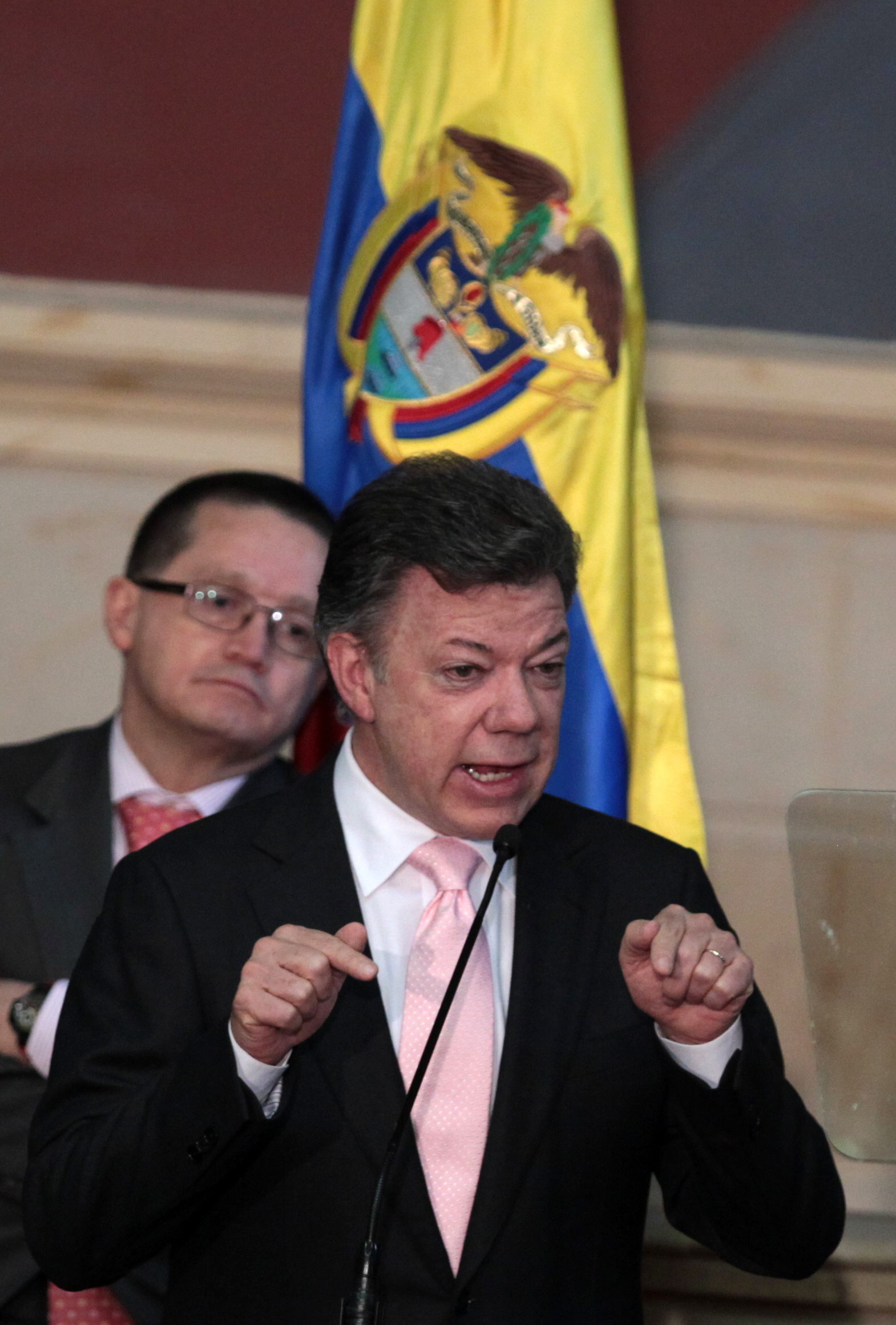 Santos pide unidad en el Congreso y en el país para lograr la paz en Colombia