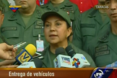 Ministra Meléndez: Maduro apoya totalmente a la Fanb y es la “columna vertebral” del gobierno (Video)