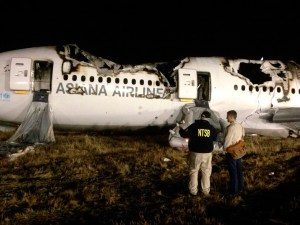 Con parálisis, traumatismos o inconscientes están los heridos del accidente del Boeing 777