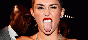 La lengua de Miley Cyrus, la nueva sensación en Internet (Fotos)