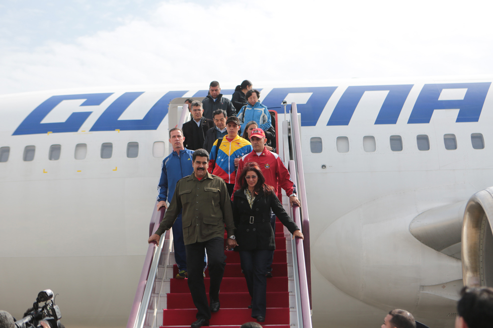 El Nuevo Herald: EEUU dice que aprobó todas las solicitudes de vuelo de Maduro