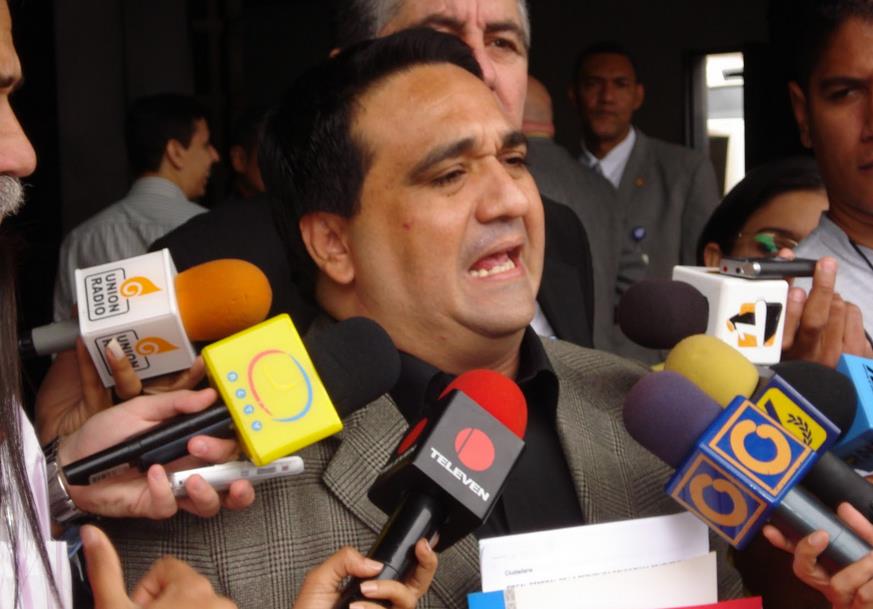 Diputado Mata: Habilitante de Maduro es un chantaje político