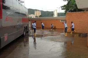 Así dejó el palo de agua el estadio José Pérez Colmenares (Fotos)