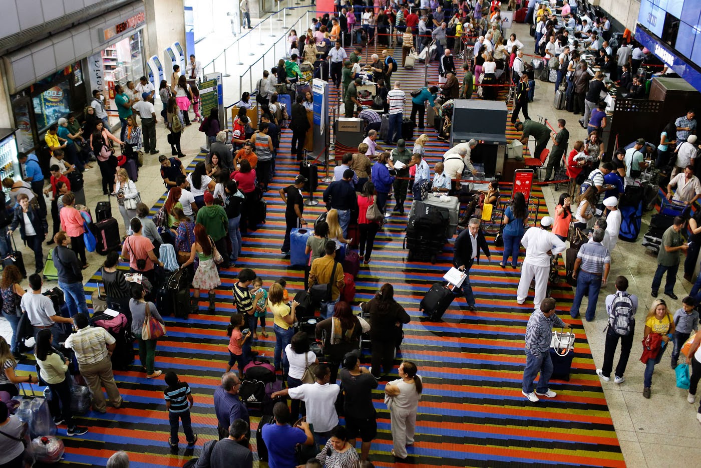 Registran aumento de 15% en afluencia de pasajeros en Maiquetía