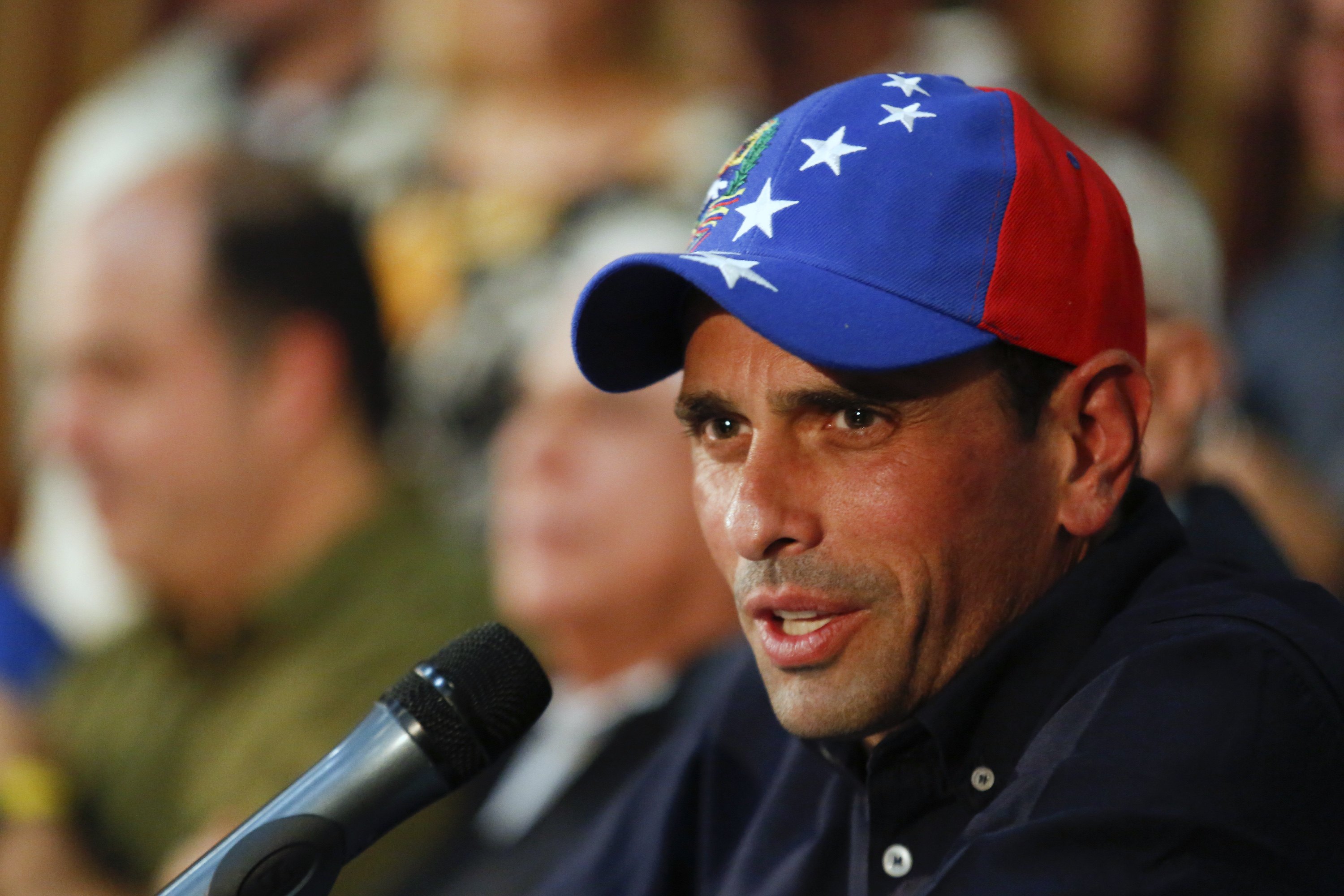Capriles: El fuego no se apaga con gasolina, ni el descontento con represión (Video)