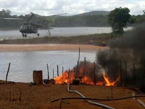 Fuerza Armada destruye seis campamentos de minería ilegal en Guayana (Foto)