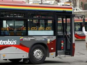 Suspendidas este lunes las rutas Santa Paula-Los Cortijos y Cafetal-Altamira del Metrobús