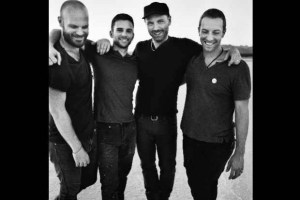 Coldplay regresa a los escenarios con nuevo disco (VIDEO)