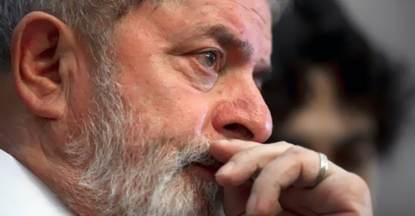 Lula entra en campaña y pide votar “sin dudas” por Dilma Rousseff
