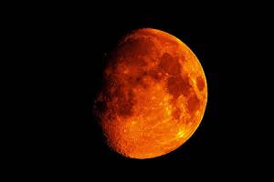 Eclipse lunar de Luna Roja: ¿Por qué y cuándo sucede?