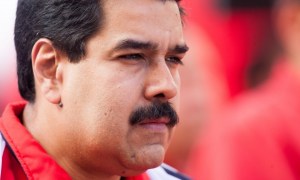 Maduro asegura a “The Guardian”: 95% de las muertes son culpa de la oposición