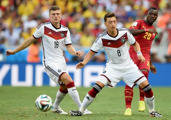 GRUPO G: Alemania pacta con Ghana con gol histórico de Klose