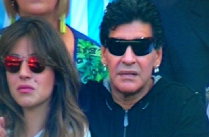 A pesar de los cuatro millones de euros, Maradona se le escapa a Telesur para presenciar el juego