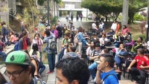 Estudiantes de la USM protestan contra la inseguridad (Fotos)
