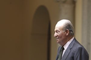 Parlamento español rechaza abrir investigación sobre rey emérito Juan Carlos