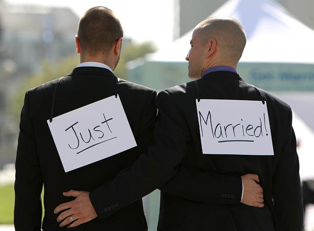 Anulan prohibición contra matrimonios gay en un condado de Florida