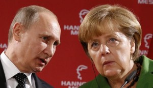 Putin y Merkel consideran “positivo” el intercambio de prisioneros en Ucrania