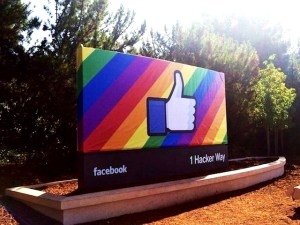 Facebook pide disculpas a la comunidad LGBT por su política de identidad