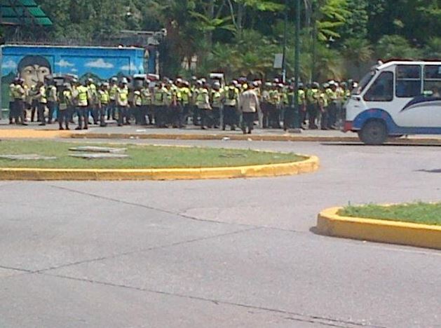 Reportan protesta para comprar entradas al Caracas-Magallanes