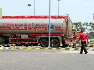 Denuncian despacho irregular de gasolina en Ciudad Guayana