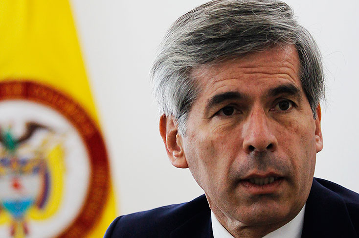 Ministro colombiano advierte que la paz debe tener legitimidad internacional