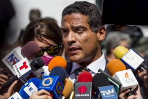 Defensas de López y Ceballos denuncian cierre forzoso de expedientes