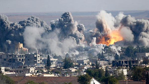 Al menos 1.408 muertos por bombardeos contra el Estado Islámico en Siria
