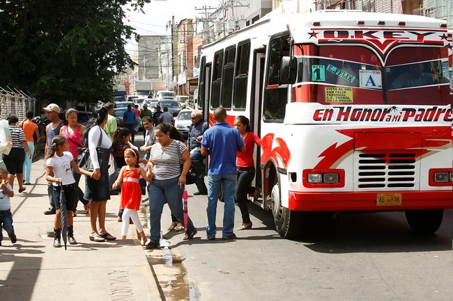 Delincuentes acosan a pasajeros del transporte público en Ciudad Guayana