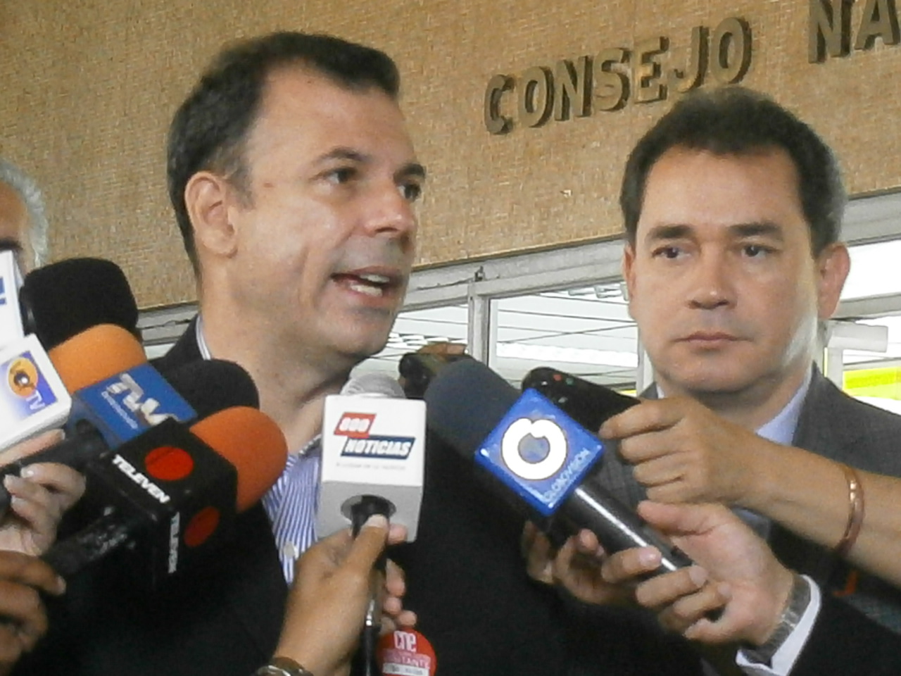 Roberto Enríquez solicitó al CNE declarar nula solicitud de ilegalización de Copei