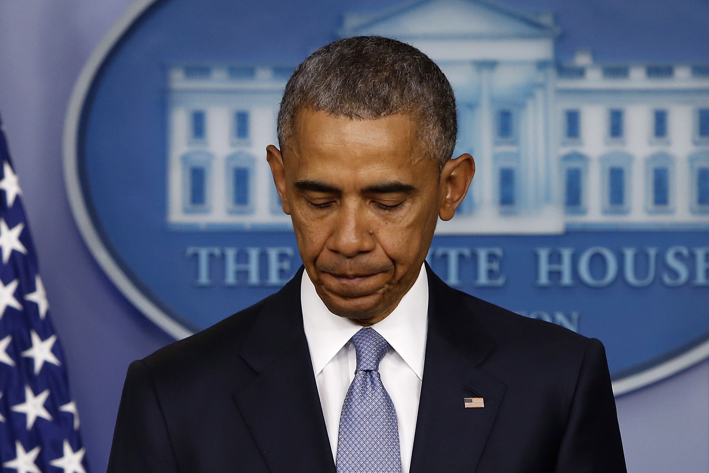 Obama asume la responsabilidad por la muerte de rehenes de Al Qaida