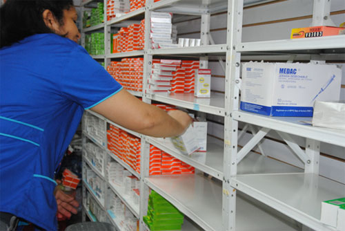 Gobierno venezolano culpó a la oposición de la escasez de medicinas ante la ONU