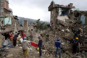 Se incrementan suicidios en Nepal tres meses después del terremoto