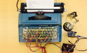¡Increíble! Una vieja máquina de escribir reconvertida en impresora (Video)