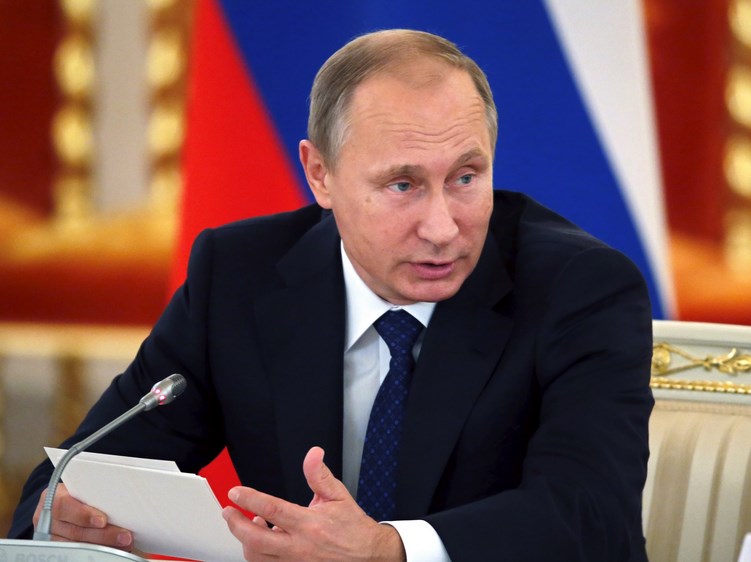 Putin rechaza acusaciones de matar a civiles durante bombardeos a Siria
