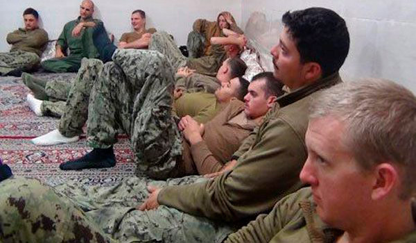 Irán libera a marinos estadounidenses tras breve detención