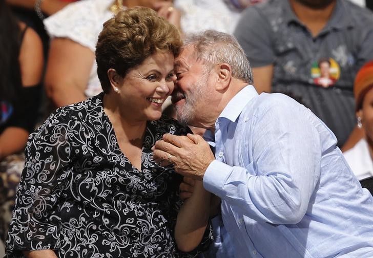 Fiscalía de Brasil pide investigar a Lula y a tres ministros de Rousseff por corrupción