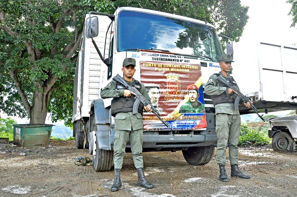 Grupo armado asaltó camión de arroz en la madrugada de este martes en los Altos Mirandinos