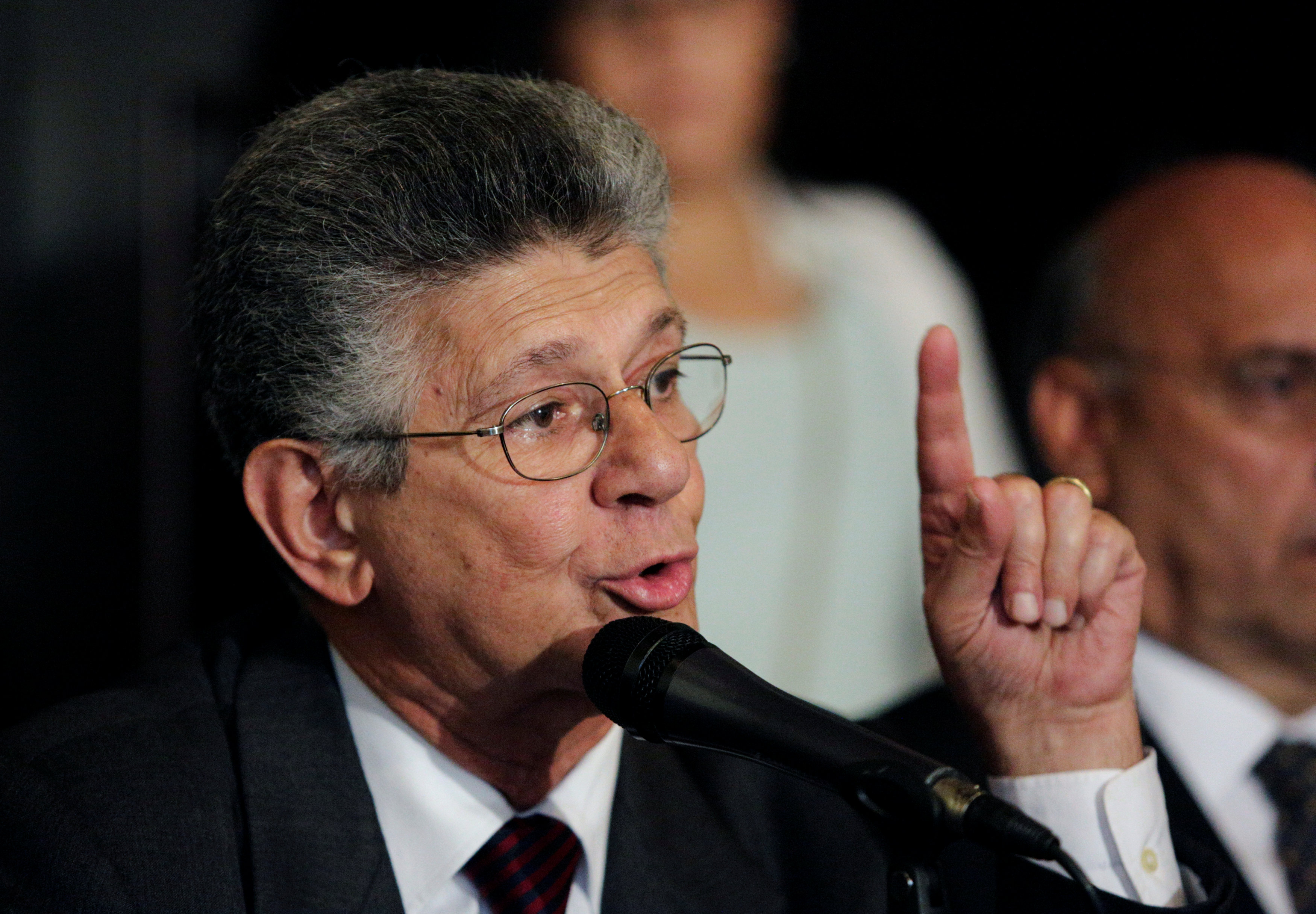 Ramos Allup: El CNE pretende no celebrar las elecciones de gobernadores este año