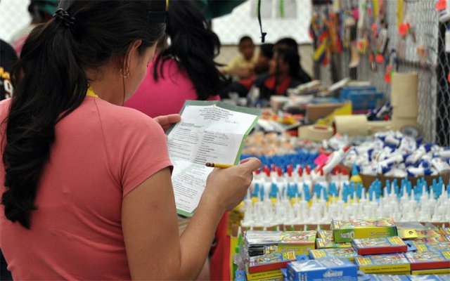 Una lista de Preescolar ronda los 20 mil bolívares