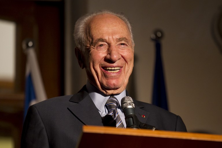 Mejora estado de salud del expresidente israelí Shimon Peres