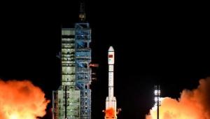 China lanza un microsatélite desde su laboratorio espacial